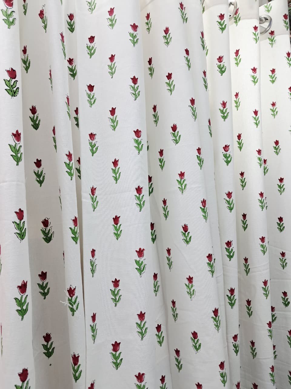 Tulip Whisper – Jaipuri Hand-Block Printed Duck-Cotton Curtain - Image 3
