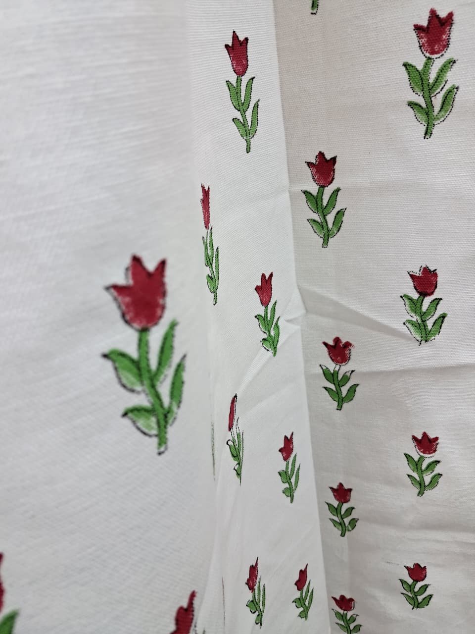 Tulip Whisper – Jaipuri Hand-Block Printed Duck-Cotton Curtain - Image 4