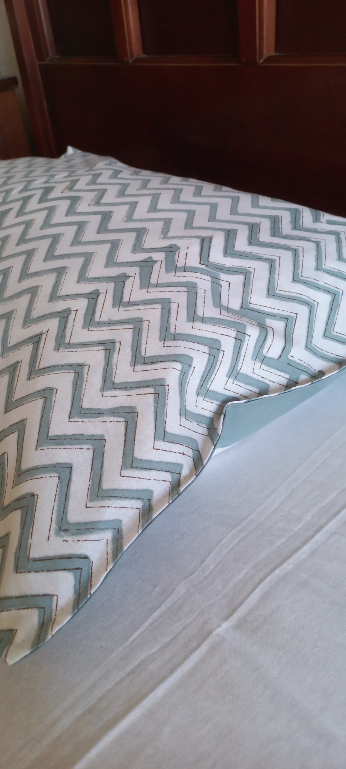 Hopper Fabric Hand-Block Style Cotton Bedcover Set (02) - Image 3