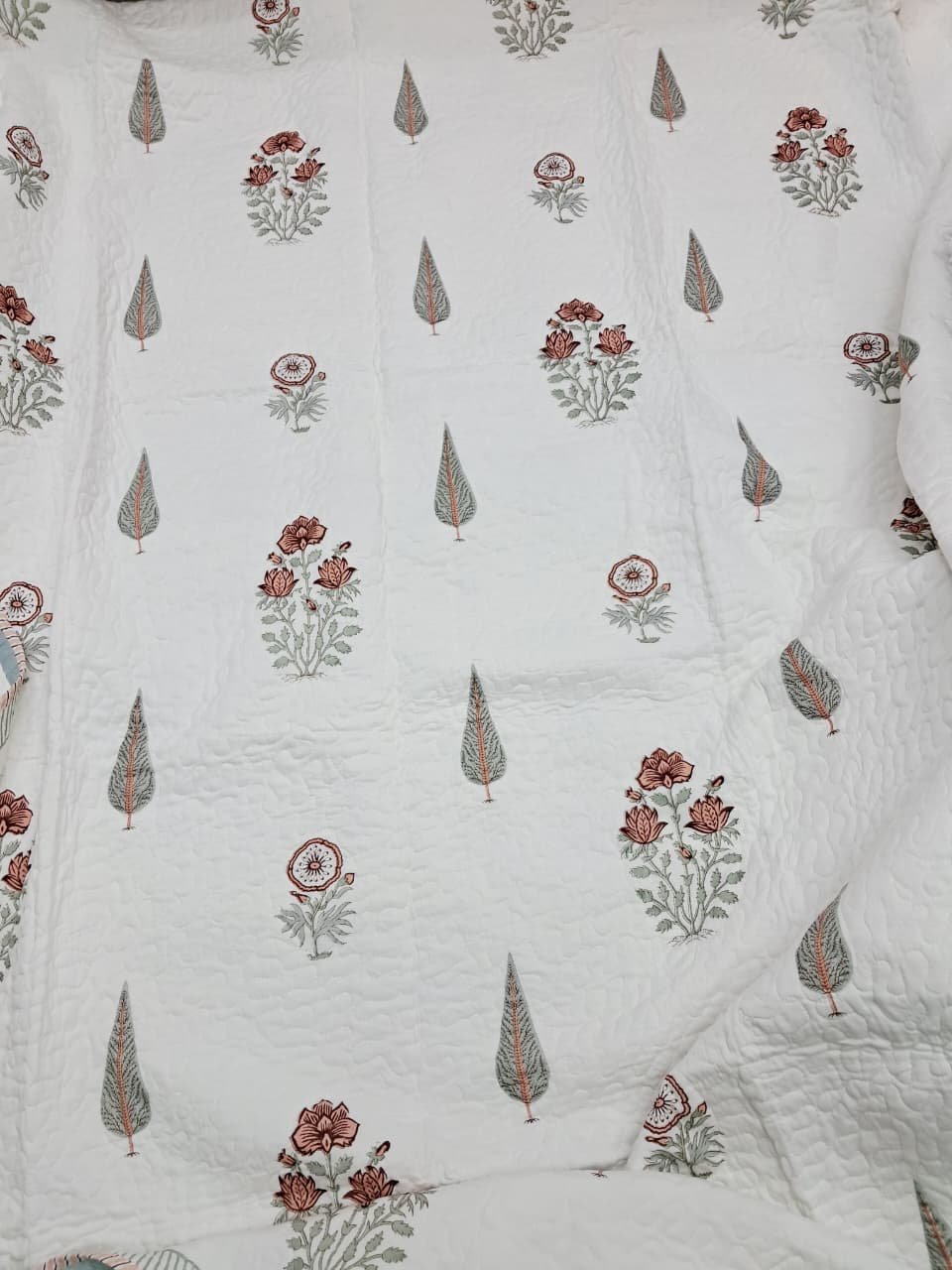 Panijaal Quilted King-Size Reversible Bedcover (01) - Image 8