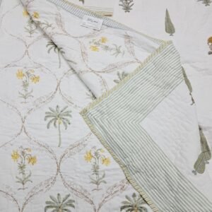 Panijaal Quilted King-Size Reversible Bedcover (03)