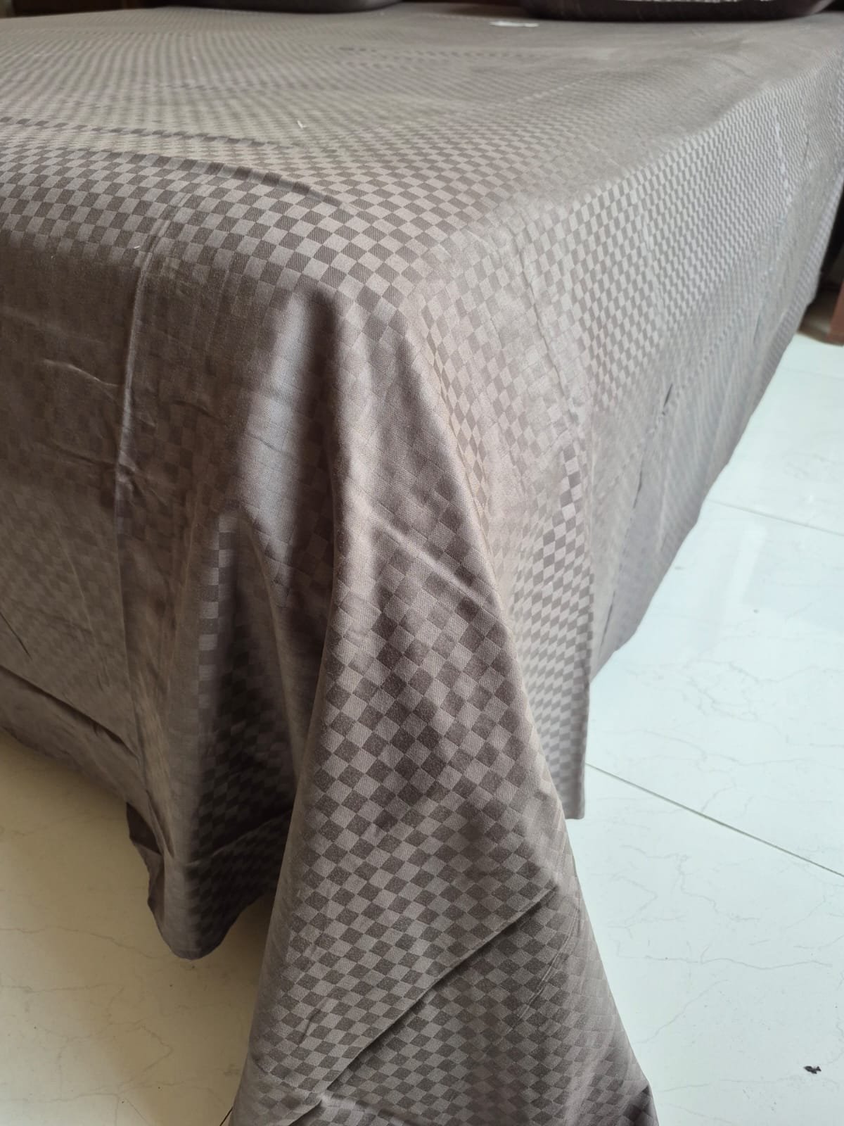 Premium Buttery-Soft Collection Bedsheet (108x108) (03) - Image 5