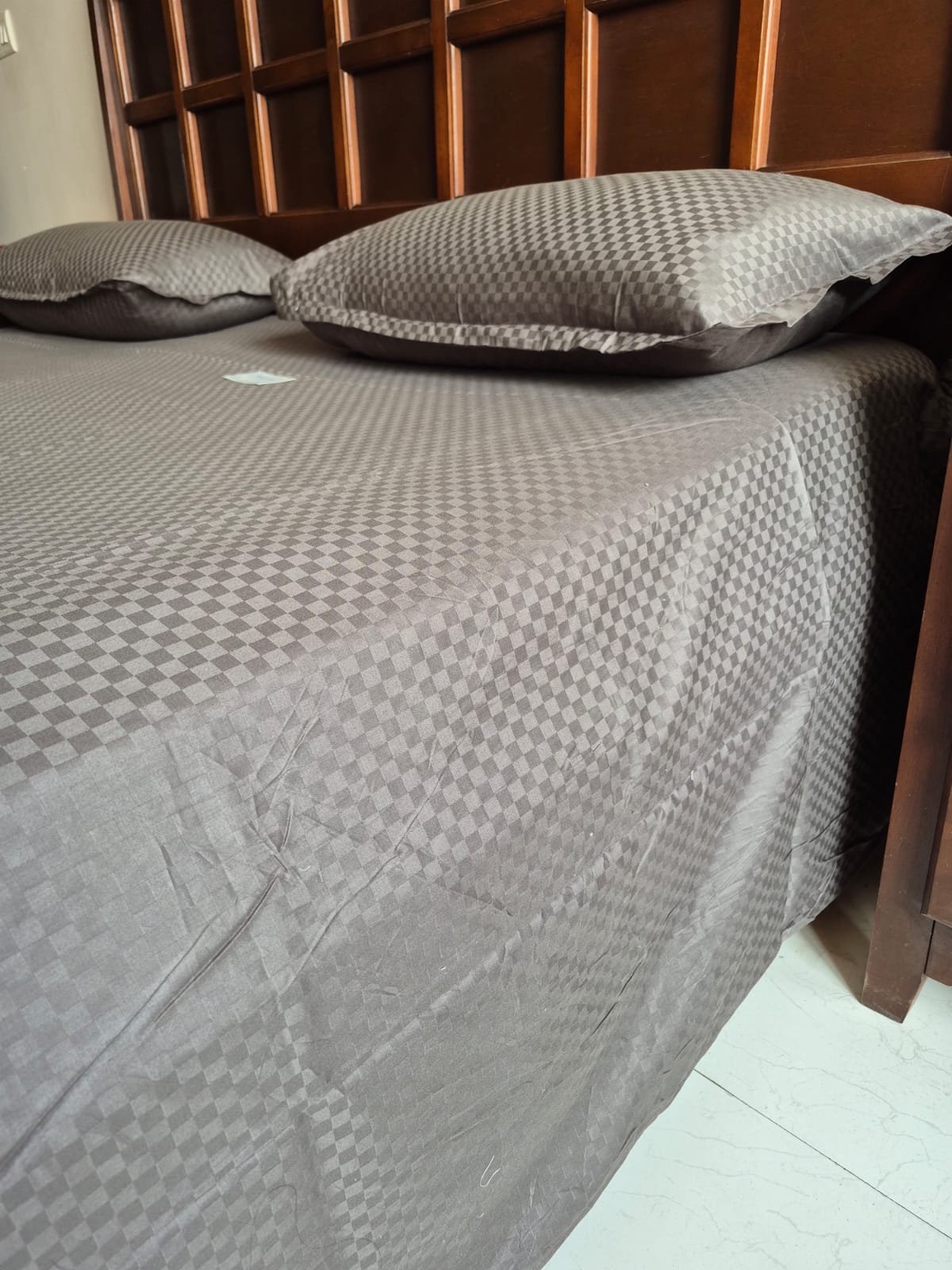 Premium Buttery-Soft Collection Bedsheet (108x108) (03) - Image 8