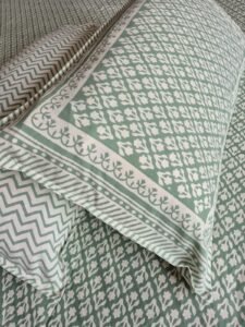 Anardana 108x108 Cotton Bedsheet (01)