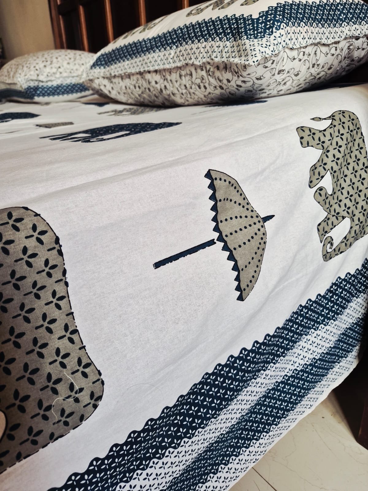 Anardana 108x108 Cotton Bedsheet (03) - Image 7